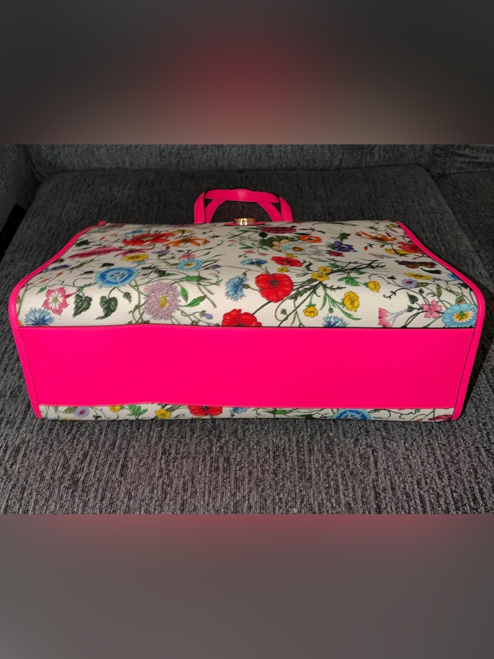 Gucci Floral Print Tote Bag with Pink Handles - Picture 7 of 16